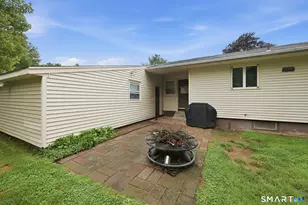 19 Johnson Rd, Wallingford, CT 06492 - Photo 4