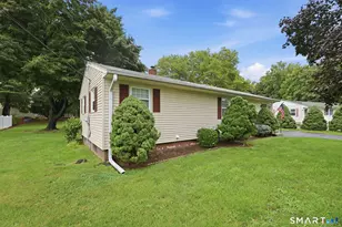19 Johnson Rd, Wallingford, CT 06492 - Photo 2