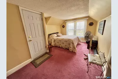 697 Washington Avenue, West Haven, CT 06516 - Photo 34