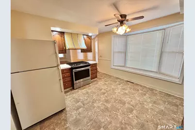 697 Washington Avenue, West Haven, CT 06516 - Photo 8