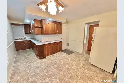 697 Washington Avenue, West Haven, CT 06516 - Photo 6