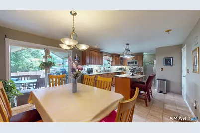 345 Goodwin Street, East Hartford, CT 06108 - Photo 6