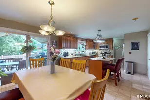 345 Goodwin St, East Hartford, CT 06108 - Photo 6