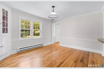 282 Tunxis Road, West Hartford, CT 06107 - Photo 2