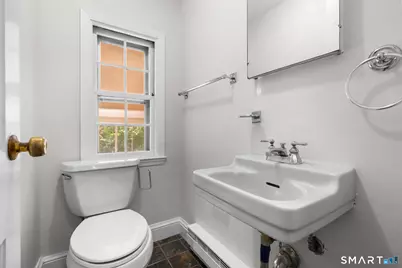 282 Tunxis Road, West Hartford, CT 06107 - Photo 8