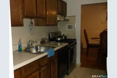 281 Gardner Avenue #J4, New London, CT 06320 - Photo 10