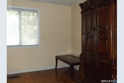 281 Gardner Avenue #J4, New London, CT 06320 - Photo 6