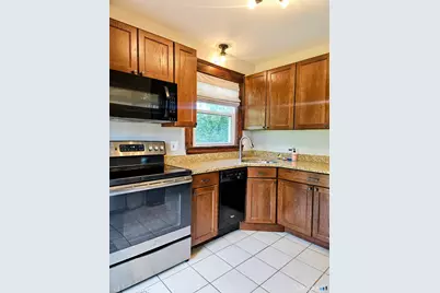 188 Plainville Avenue, Farmington, CT 06085 - Photo 8