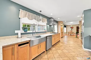 26 Folly Brook Ln, Manchester, CT 06040 - Photo 12