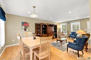 26 Folly Brook Ln, Manchester, CT 06040 - Photo 4