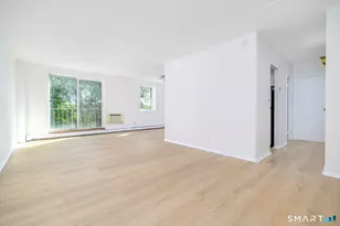 27 Northill St, Stamford, CT 06907 - Photo 4