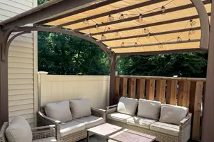 30 Orangewood W, Derby, CT 06418 - Photo 32