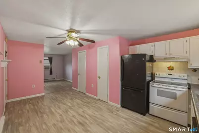 1081 New Haven Road #12D, Naugatuck, CT 06770 - Photo 8