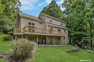 3C Flak Ln, New Fairfield, CT 06812 - Photo 32