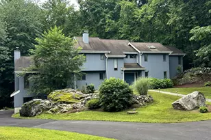4 Deerfield Rd, Brookfield, CT 06804 - Photo 2