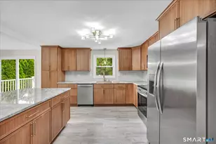 22 Settler Cir, Windsor, CT 06095 - Photo 12