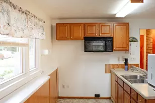 20 Walker Dr, Stratford, CT 06614 - Photo 38