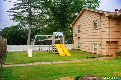 20 Walker Drive, Stratford, CT 06614 - Photo 4
