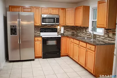 20 Walker Drive, Stratford, CT 06614 - Photo 16