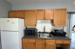 140 Enfield St, Hartford, CT 06112 - Photo 6
