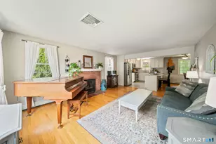 13 Edwards Rd, Portland, CT 06480 - Photo 2