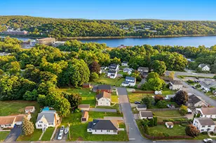 21 Edward Ave, Norwich, CT 06360 - Photo 30