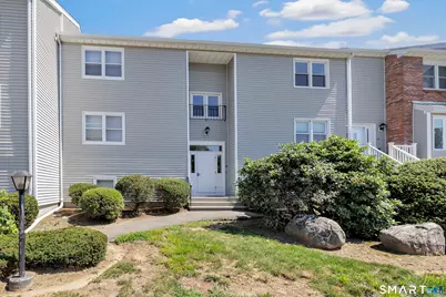 53 Carriage Drive #53, Milford, CT 06460 - Photo 4