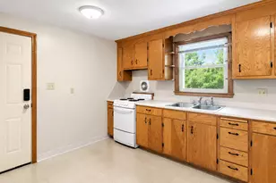 359-363 Brook St, Bristol, CT 06010 - Photo 4