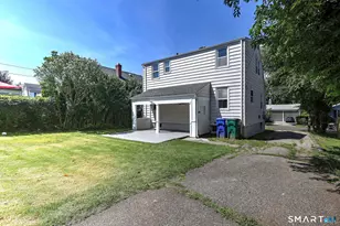 18 Drake St, Stratford, CT 06614 - Photo 16