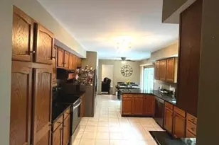 196 Cameron Dr, Bristol, CT 06010 - Photo 6