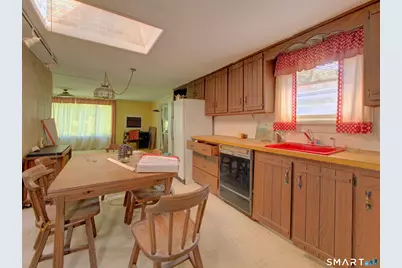 16 Breaults Lane, Thompson, CT 06277 - Photo 4
