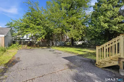 170 Campfield Avenue, Hartford, CT 06114 - Photo 32