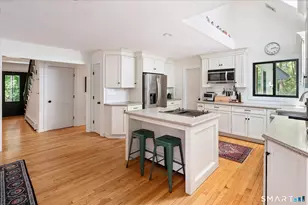 20 Riverside Ct, Guilford, CT 06437 - Photo 6