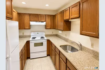 37 East Albert Street #6, Torrington, CT 06790 - Photo 2