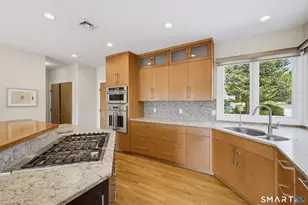 49 Wyngate Dr, Avon, CT 06001 - Photo 16