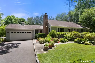21 Hampton Lane, New Canaan, CT 06840 - Photo 4