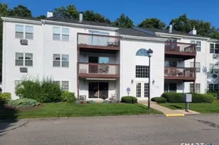 59 Rockledge Loop, Torrington, CT 06790 - Photo 2