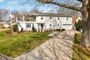 5 Woodland Dr, Old Saybrook, CT 06475 - Photo 2