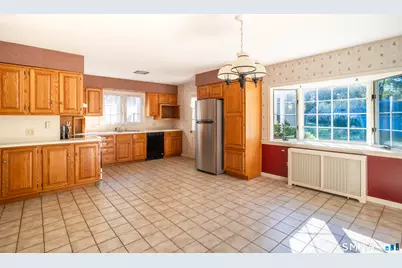 501 Lambert Road, Orange, CT 06477 - Photo 4