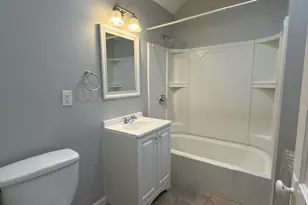 351 Hillside Ave, Hartford, CT 06106 - Photo 6
