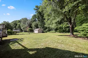 288 Knob Hill Rd, Meriden, CT 06451 - Photo 4