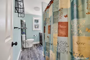 23 Oregon Ave, East Haven, CT 06512 - Photo 34