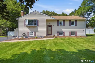 77 Montauk Drive, Vernon, CT 06066 - Photo 2