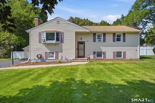 77 Montauk Dr, Vernon, CT 06066 - Photo 2