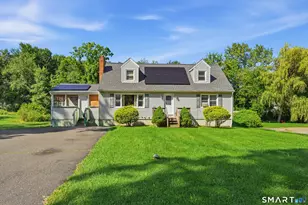 244 Middle River Rd, Danbury, CT 06811 - Photo 4