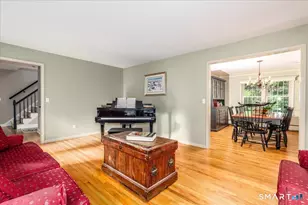 121 Carriage Dr, Southbury, CT 06488 - Photo 8