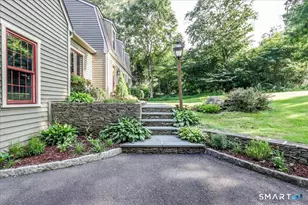 121 Carriage Dr, Southbury, CT 06488 - Photo 4