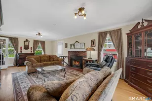 126 Main St N, Woodbury, CT 06798 - Photo 10