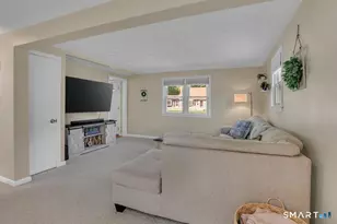 1 Lois Ln, Enfield, CT 06082 - Photo 6