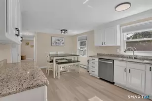 1 Lois Ln, Enfield, CT 06082 - Photo 8